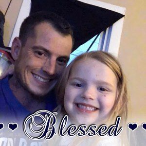 Meet your Posher, Dustin